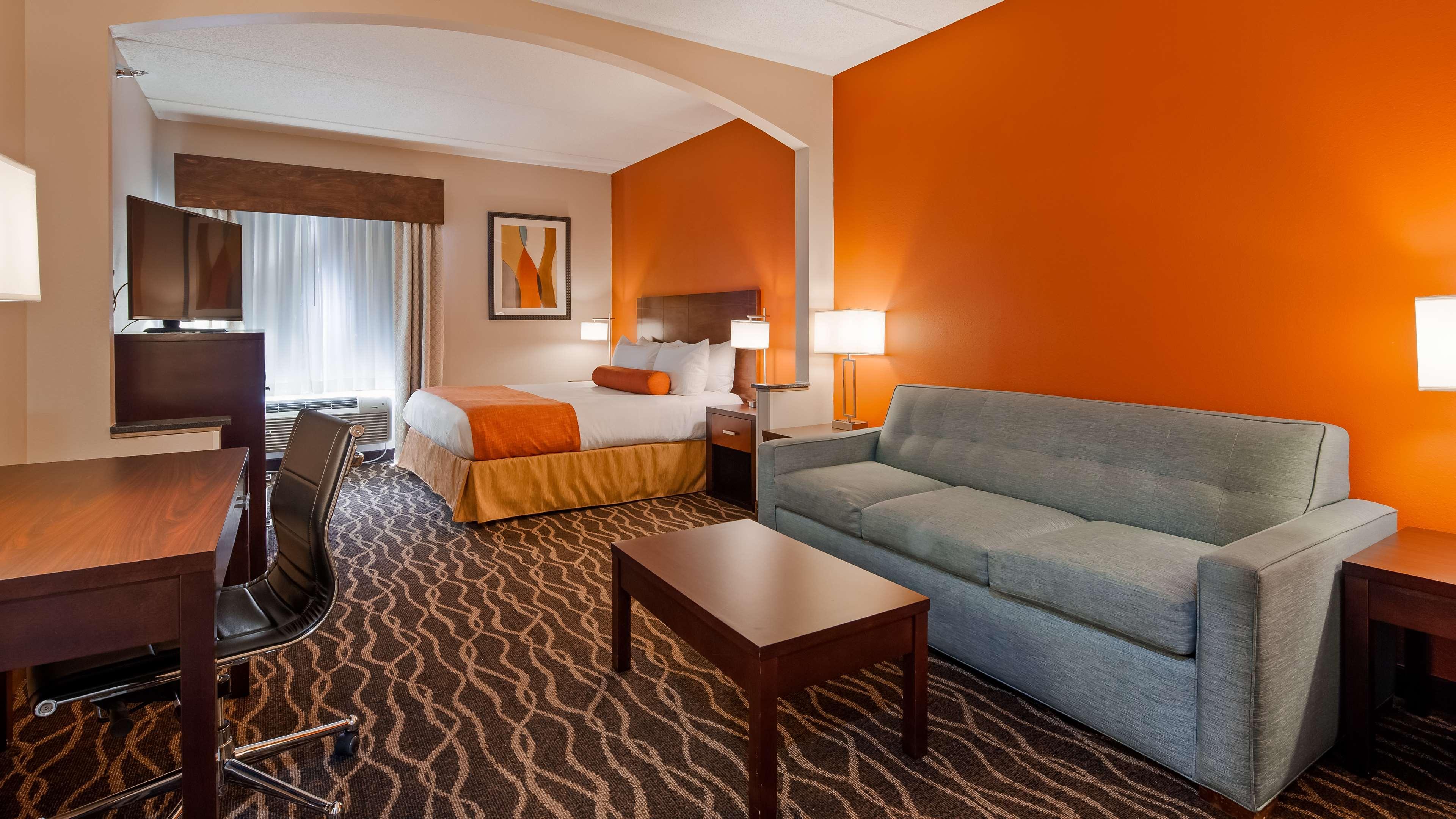 Best Western Plus Suites Greenville Exterior photo
