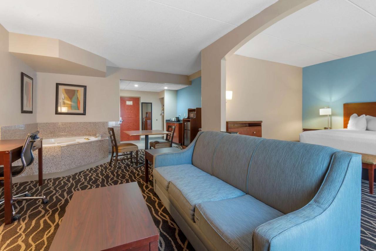 Best Western Plus Suites Greenville Exterior photo