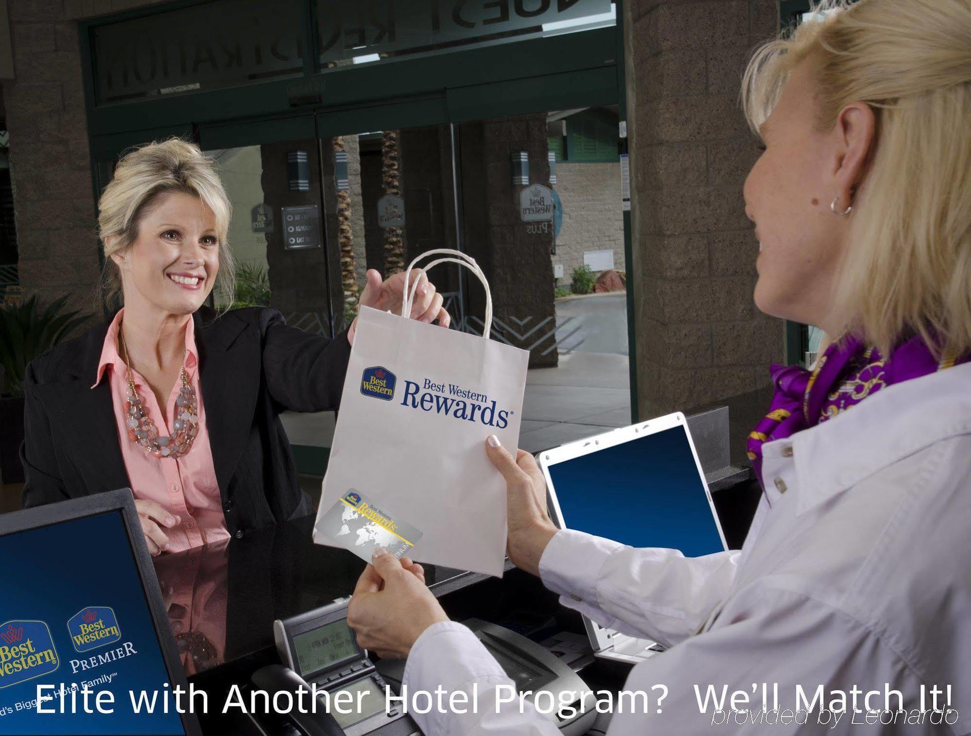 Best Western Plus Suites Greenville Exterior photo