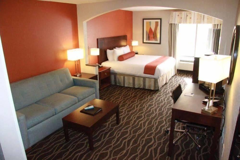Best Western Plus Suites Greenville Exterior photo