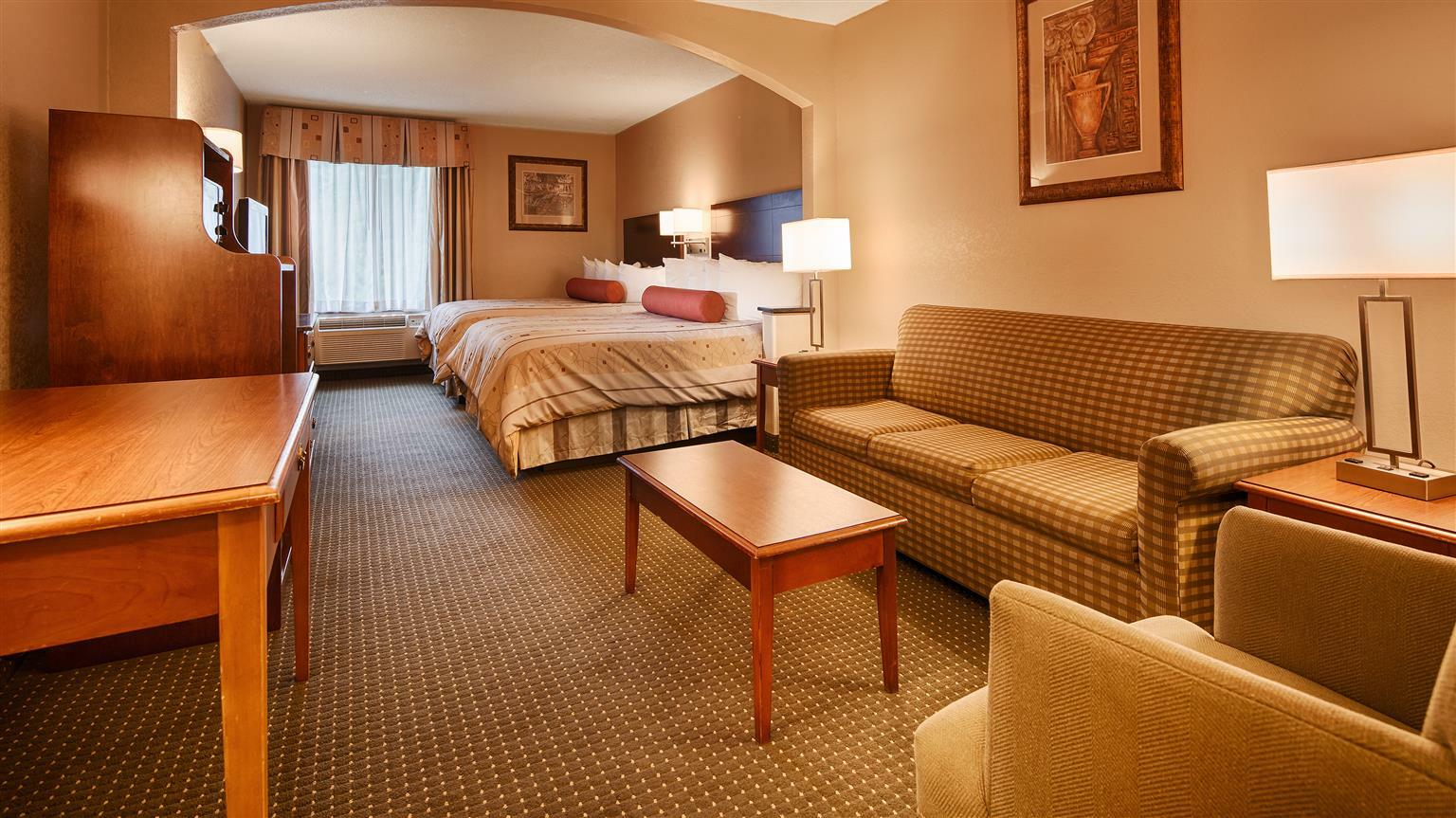Best Western Plus Suites Greenville Exterior photo